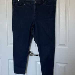Elegant Midnight Blue Skinny Jeans for Women